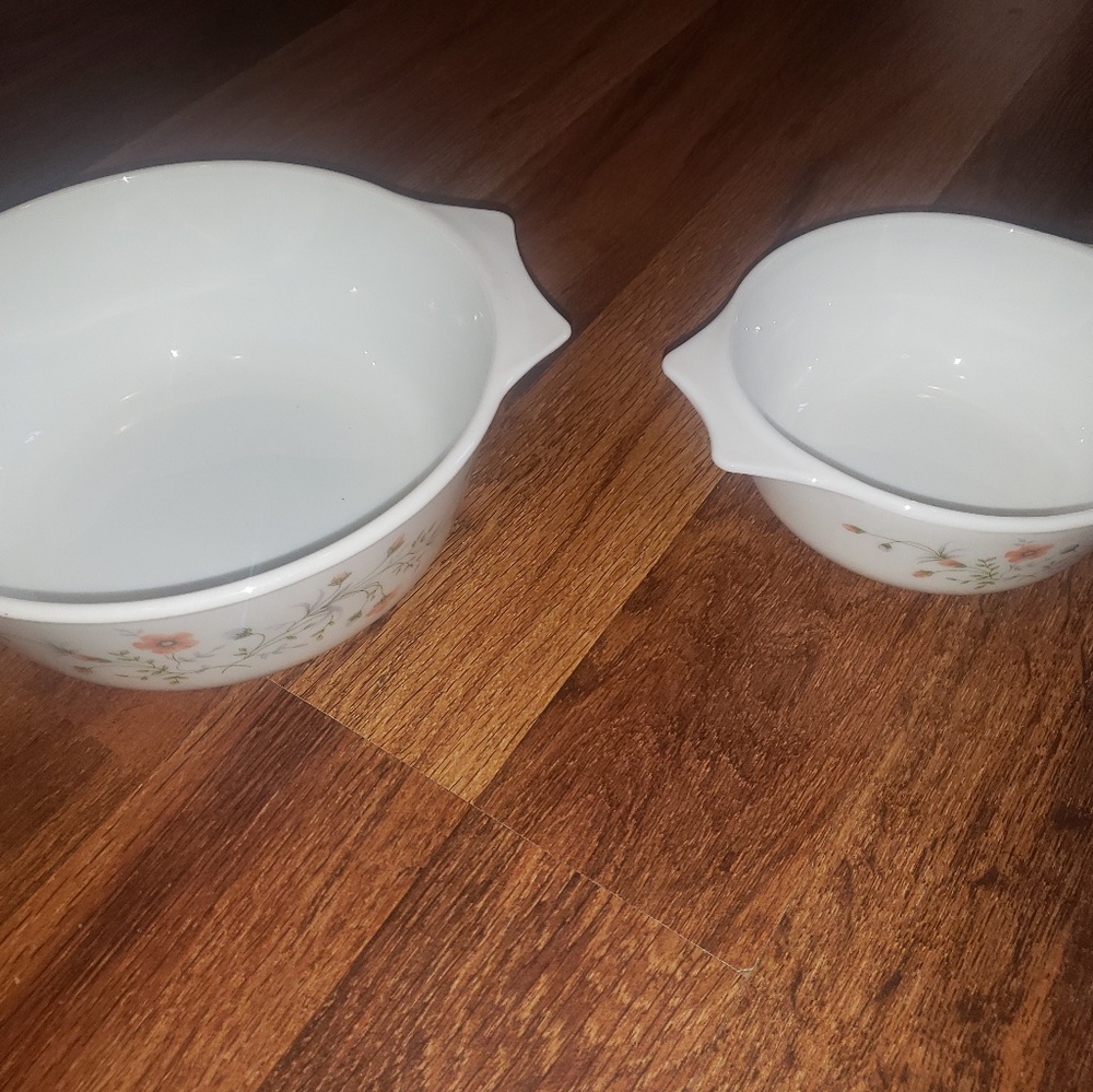 Pyrex 1986 bowl set